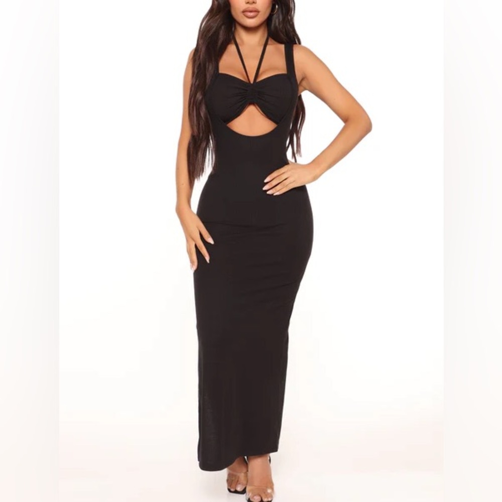 Fashion Nova Scenic View Black Maxi Dress